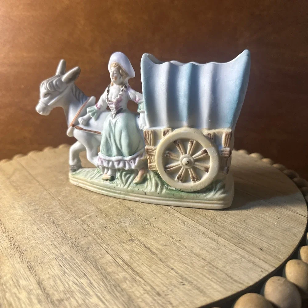 vintage donkey covered wagon planter Japan